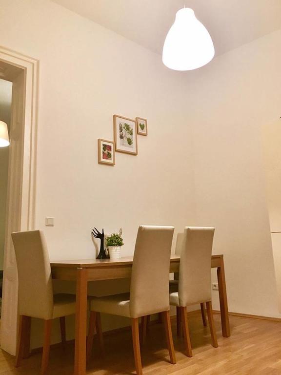 Apartment In Stephansplatz Vienna Exterior photo